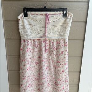 Hollister Pink and White Strapless Top